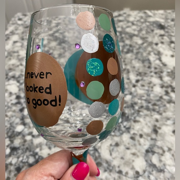 EUC Decorated 40th BIRTHDAY WINE GLASS BY DESIGNS BY LOLITA -USED ONCE - Picture 3 of 11